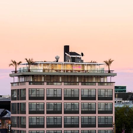 The Muse Christchurch Art Hotel Buitenkant foto